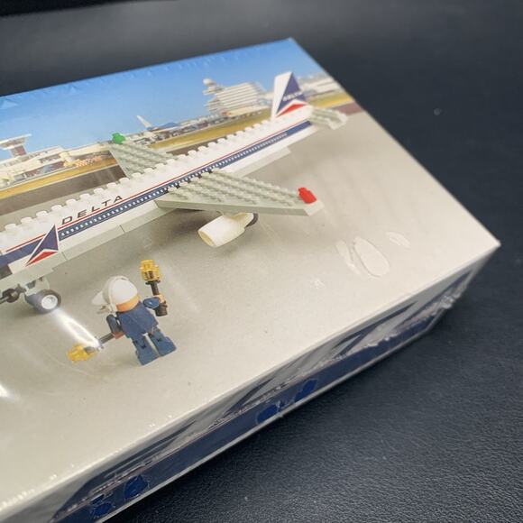 1980s 90s Delta Air Lines Wings Junior Kids Pilot Plastic  Vintage Kawada Aero Kit Delta Airline Designed For CMD Holland NIB Sealed.